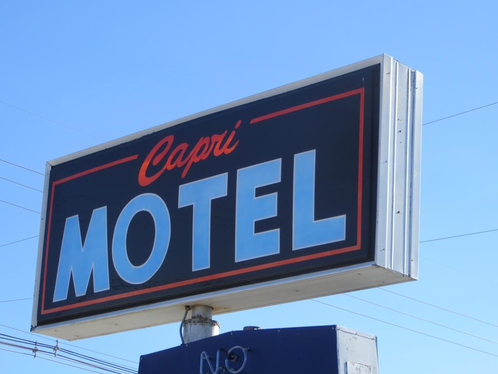 Capri Motel Scottsbluff Exterior photo